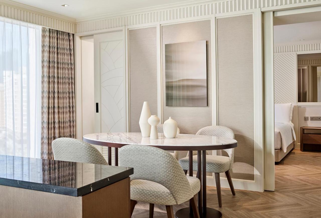 Grand Josun Pusan Zewnętrze zdjęcie A suite at The London West Hollywood