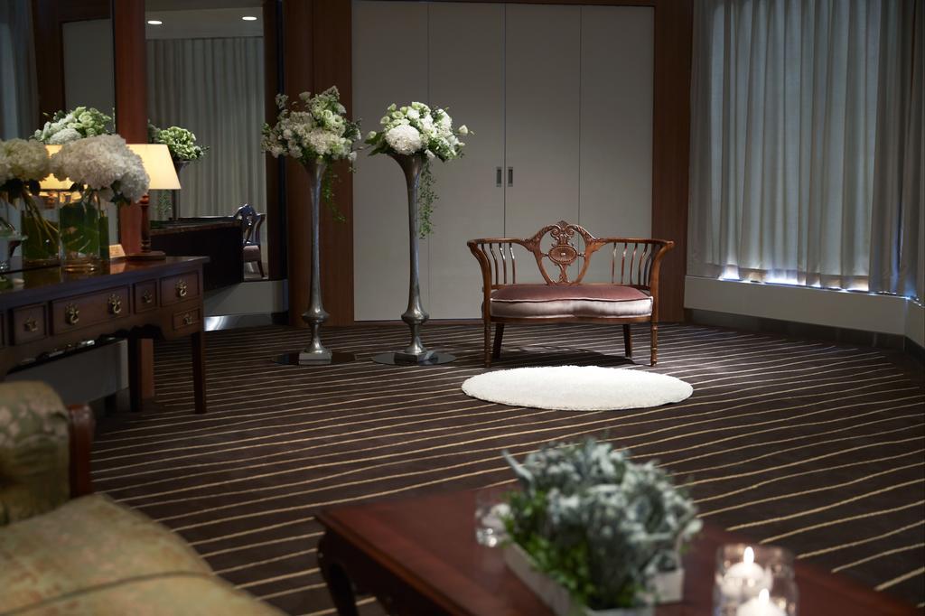 Grand Josun Pusan Zewnętrze zdjęcie A room at the hotel