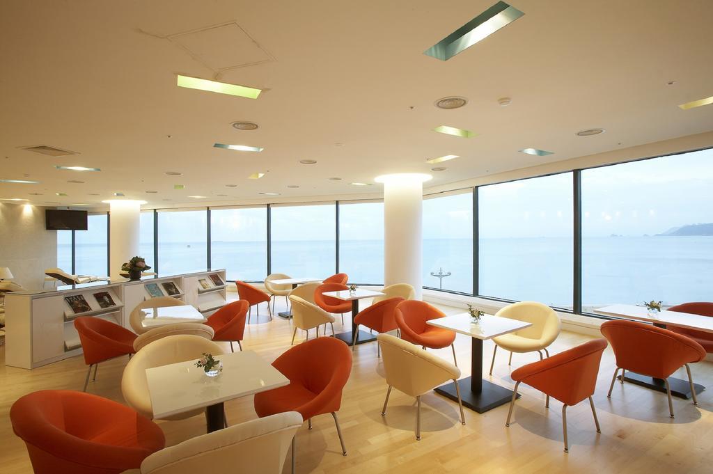 Grand Josun Pusan Zewnętrze zdjęcie The lounge at the airport